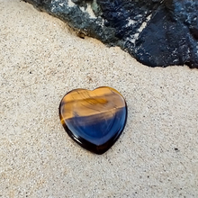 Load image into Gallery viewer, Natural Worry Stones (Heart)